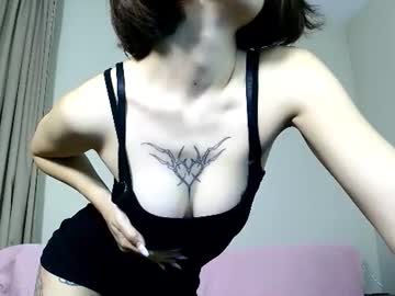 iamfreakynikky