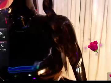 latex rose dani