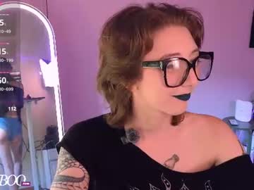 lovelylittleluc