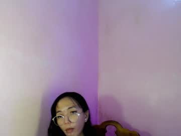 nina mochikiss2